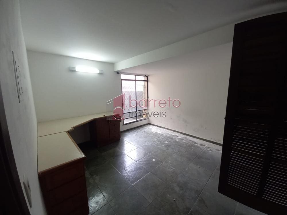 CASA SOBRADO PARA VENDA/LOCAÇÃO, NO BAIRRO VILA MUNICIPAL, NA REGIÃO CENTRAL DE JUNDIAÍ/SP
