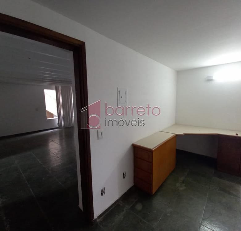 CASA SOBRADO PARA VENDA/LOCAÇÃO, NO BAIRRO VILA MUNICIPAL, NA REGIÃO CENTRAL DE JUNDIAÍ/SP