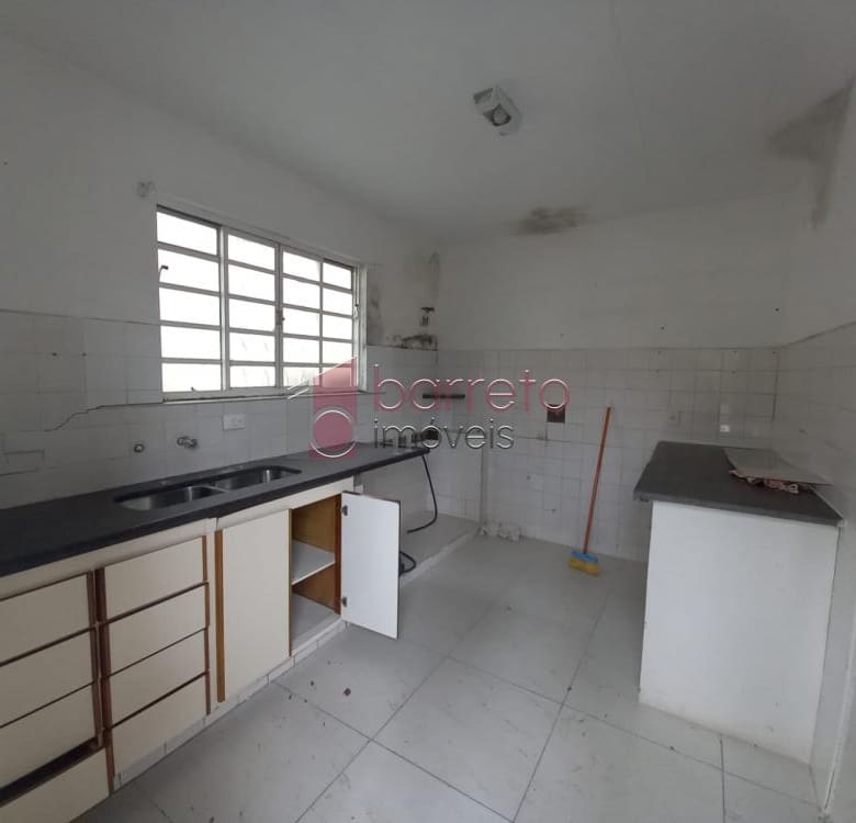 CASA SOBRADO PARA VENDA/LOCAÇÃO, NO BAIRRO VILA MUNICIPAL, NA REGIÃO CENTRAL DE JUNDIAÍ/SP