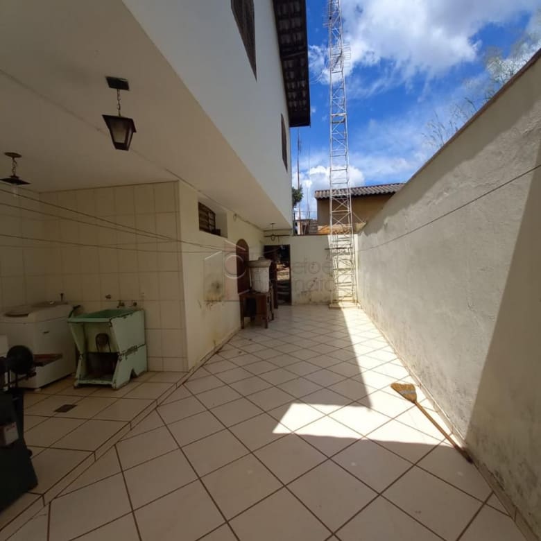 SOBRADO PARA VENDA NO BAIRRO VILA RAMI –  JUNDIAÍ/SP