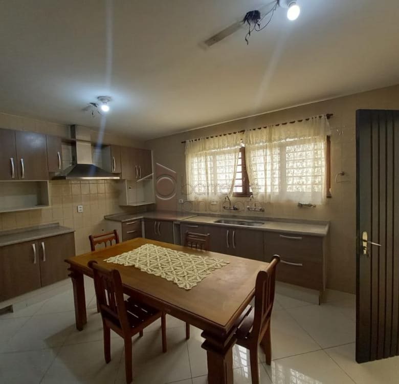 SOBRADO PARA VENDA NO BAIRRO VILA RAMI –  JUNDIAÍ/SP