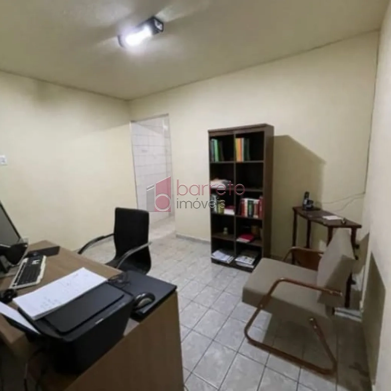 CASA À VENDA NO JARDIM MESSINA EM JUNDIAÍ/SP