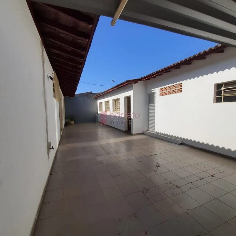 CASA TÉRREA À VENDA NA JARDIM RIO BRANCO EM JUNDIAÍ/SP