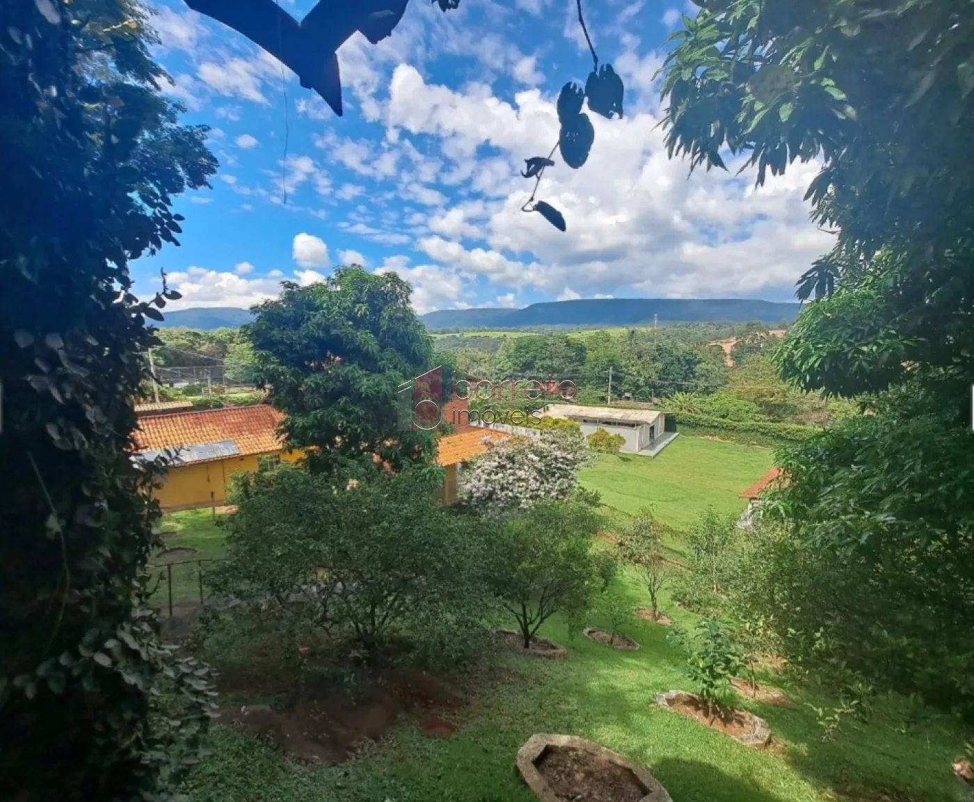 CHÁCARA PARA LOCAÇÃO E VENDA NO MEDEIROS – JUNDIAÍ/SP