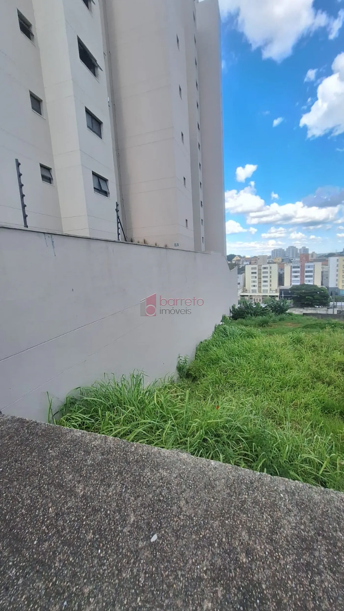 ÁREA PARA  LOCAÇÃO LOCALIZADO NO BAIRRO ANHANGABAÚ EM JUNDIAÍ/SP