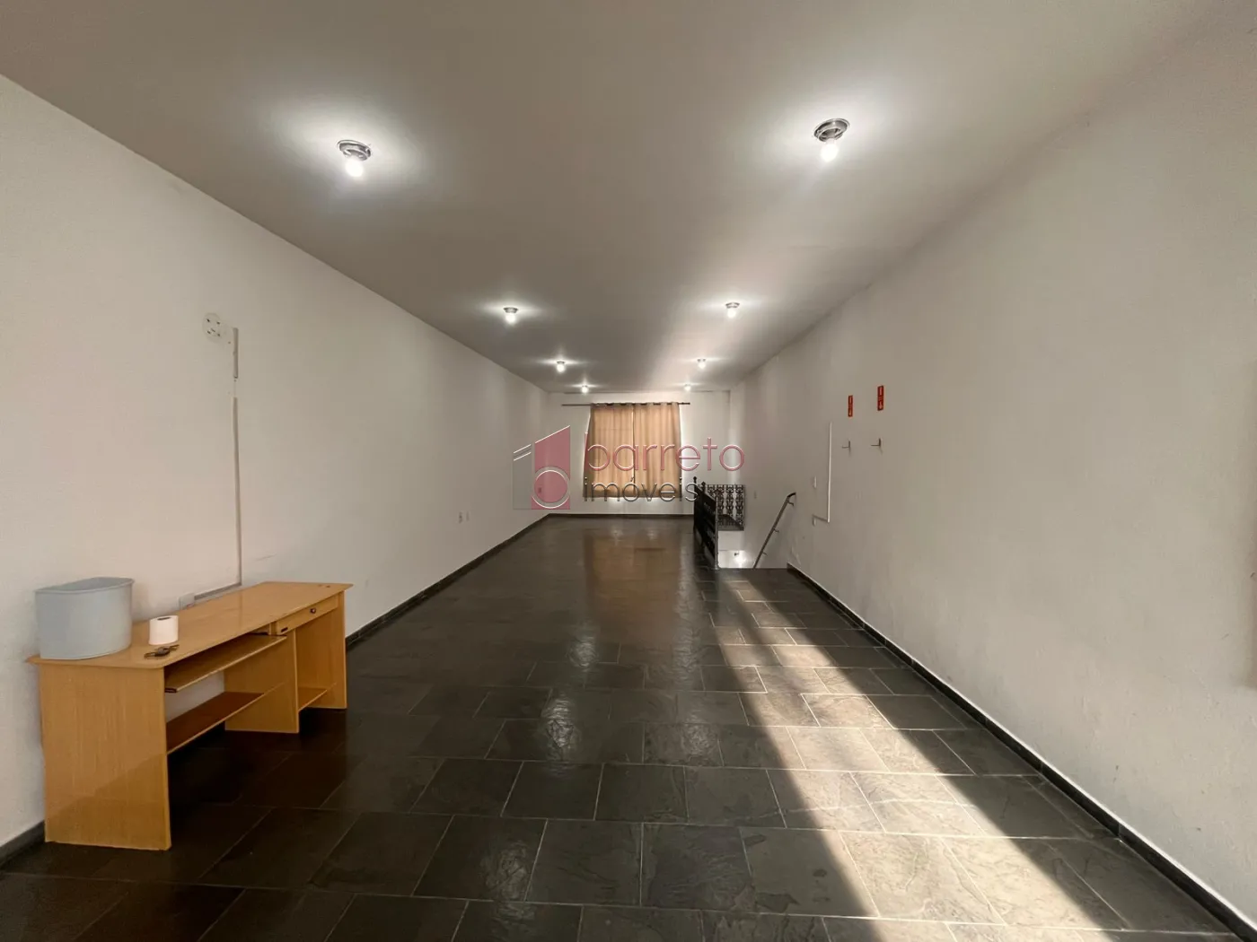 SALÃO COMERCIAL PARA LOCAÇÃO E VENDA NO CENTRO – JUNDIAÍ/SP