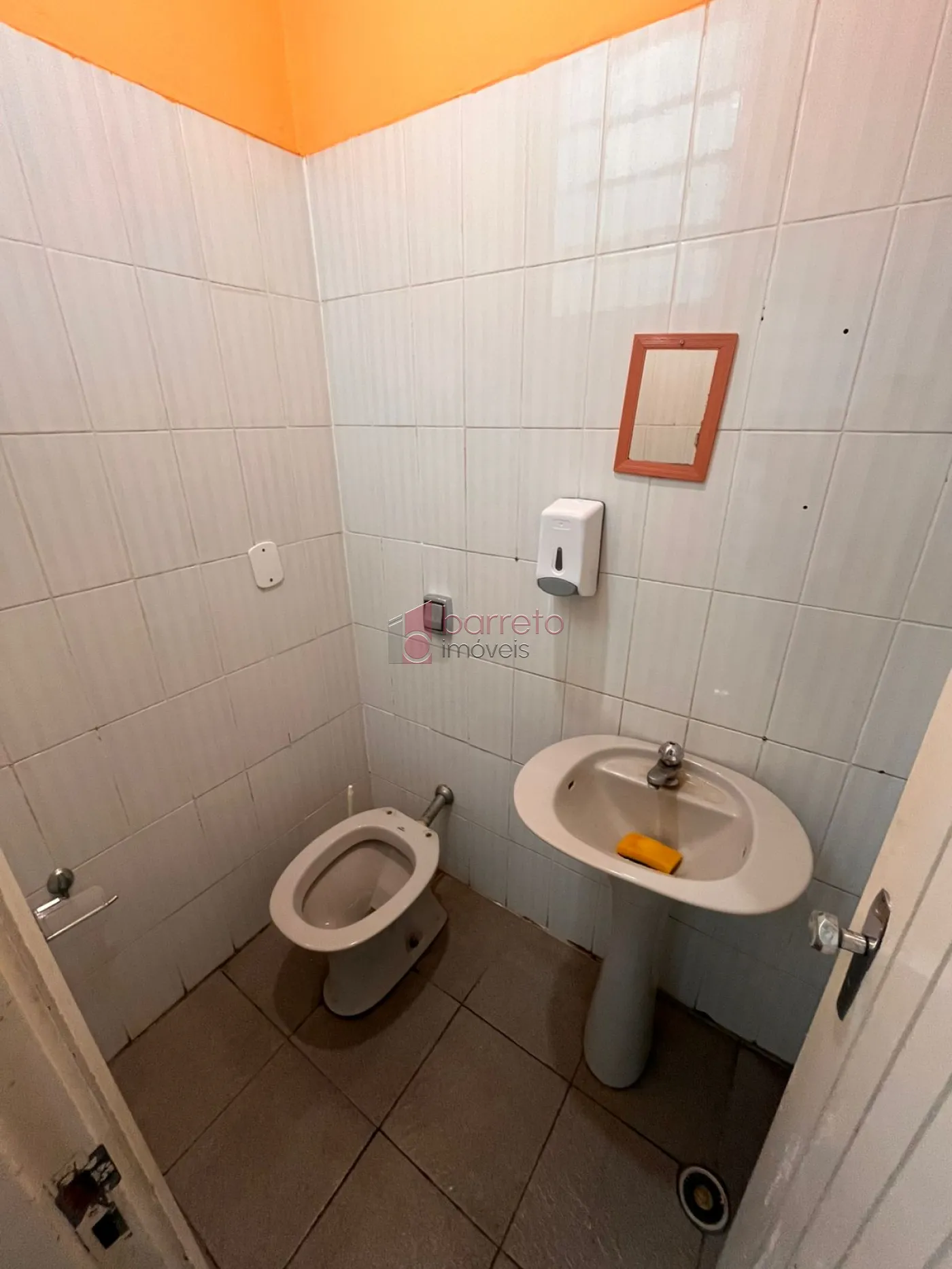 SALÃO COMERCIAL PARA LOCAÇÃO E VENDA NO CENTRO – JUNDIAÍ/SP