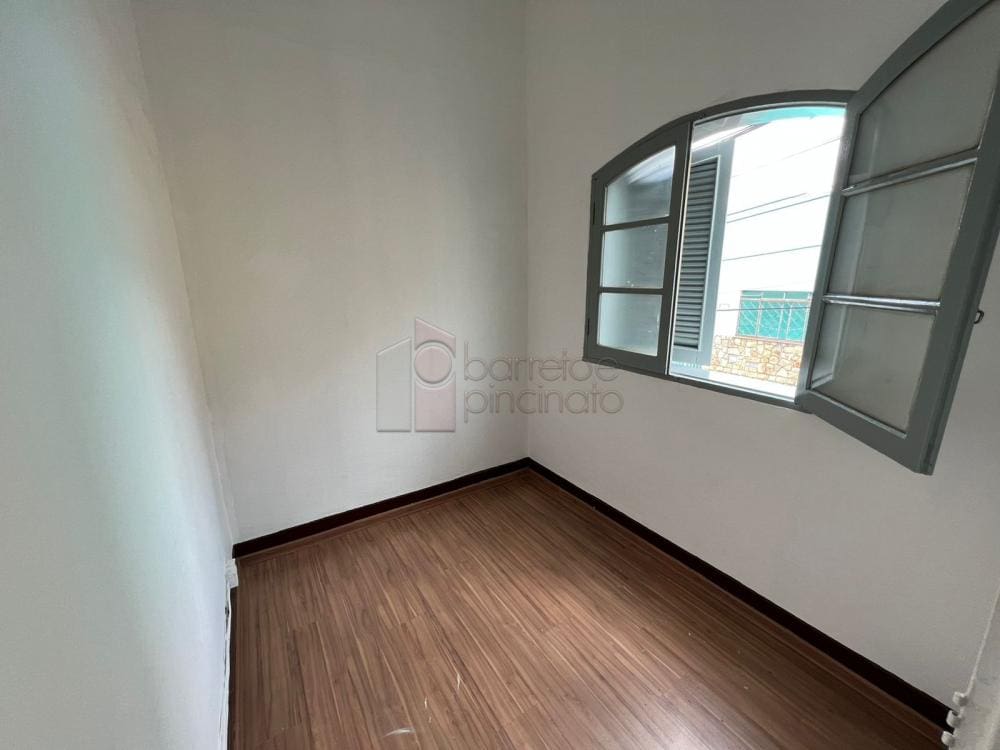 CASA COMERCIAL COM 147M² PARA LOCAÇÃO NO CENTRO DE JUNDIAÍ – SP.