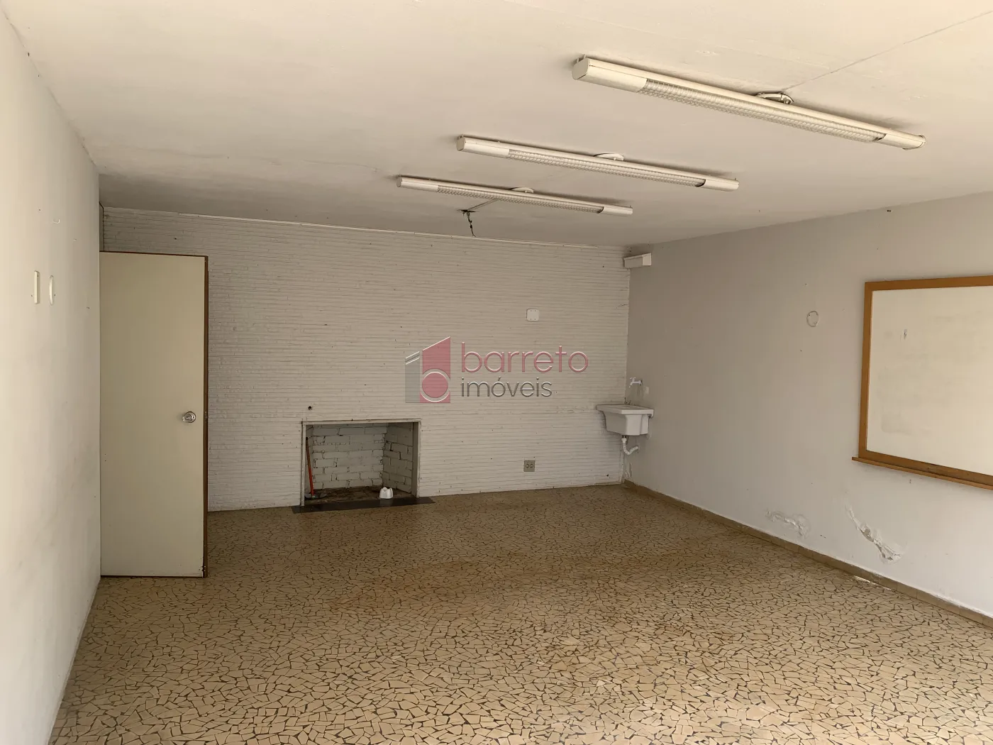 CASA COMERCIAL PARA LOCAÇÃO NO BAIRRO CHÁCARA URBANA EM JUNDIAÍ/SP