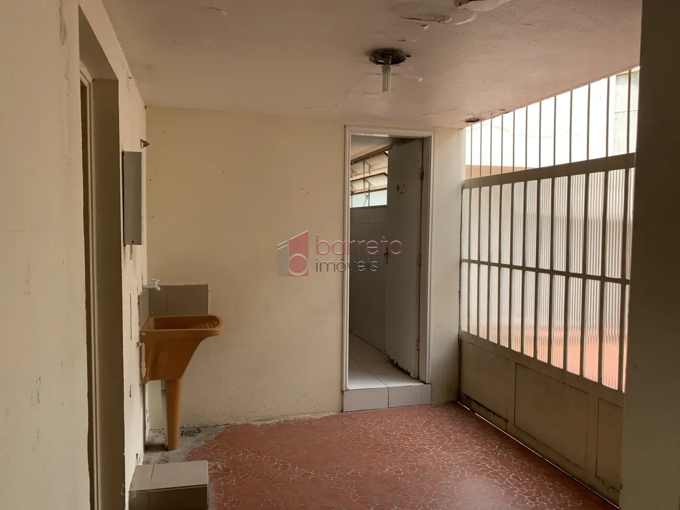 CASA COMERCIAL PARA LOCAÇÃO NO BAIRRO CHÁCARA URBANA EM JUNDIAÍ/SP