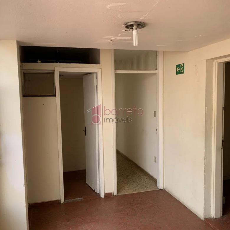 CASA COMERCIAL PARA LOCAÇÃO NO BAIRRO CHÁCARA URBANA EM JUNDIAÍ/SP