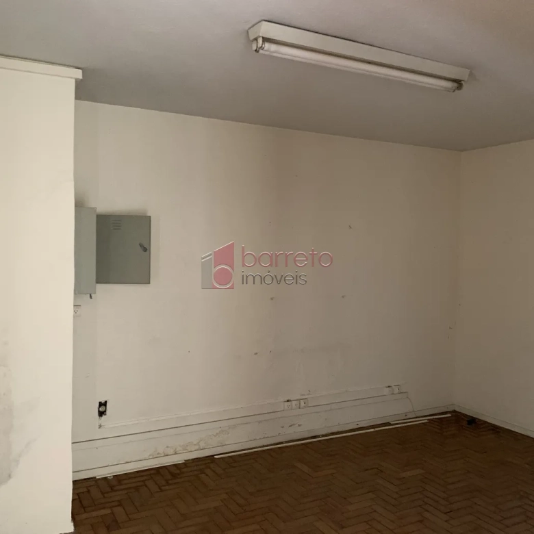 CASA COMERCIAL PARA LOCAÇÃO NO BAIRRO CHÁCARA URBANA EM JUNDIAÍ/SP