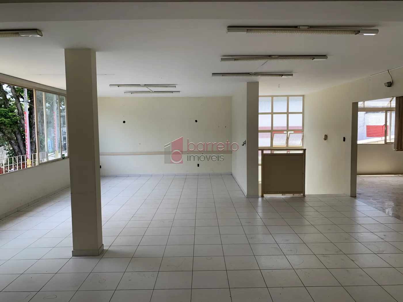 CASA COMERCIAL PARA LOCAÇÃO NO BAIRRO CHÁCARA URBANA EM JUNDIAÍ/SP