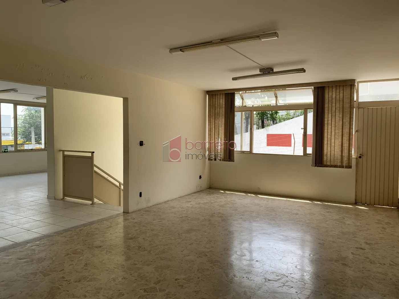 CASA COMERCIAL PARA LOCAÇÃO NO BAIRRO CHÁCARA URBANA EM JUNDIAÍ/SP