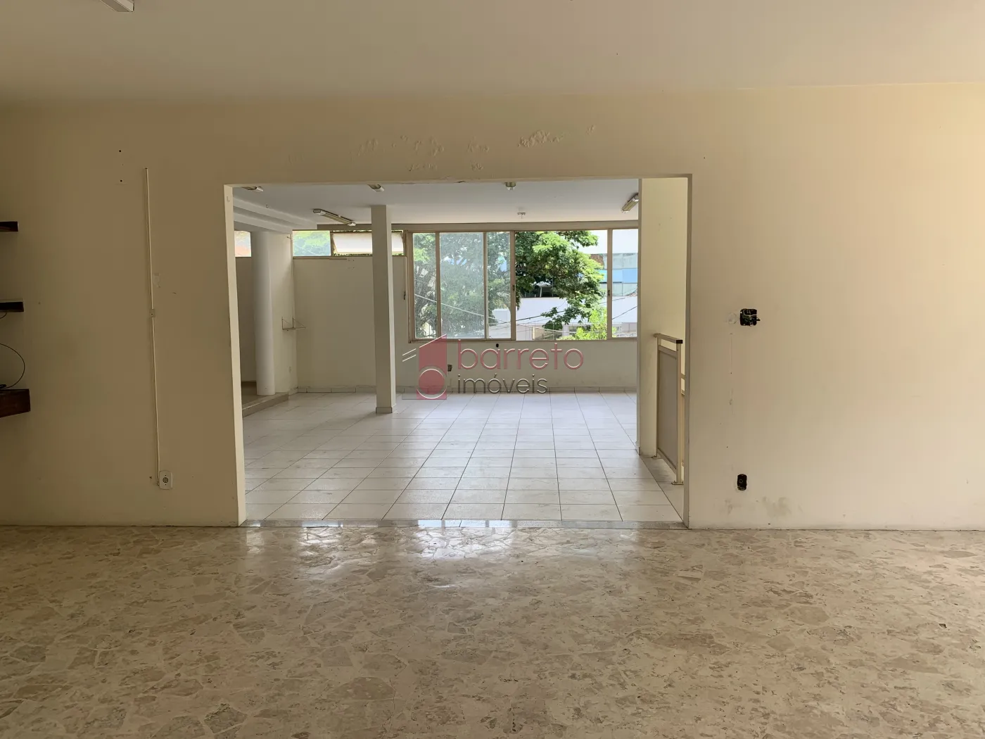 CASA COMERCIAL PARA LOCAÇÃO NO BAIRRO CHÁCARA URBANA EM JUNDIAÍ/SP