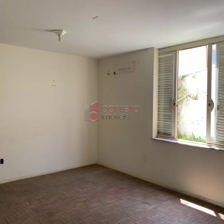 CASA COMERCIAL PARA LOCAÇÃO NO BAIRRO CHÁCARA URBANA EM JUNDIAÍ/SP