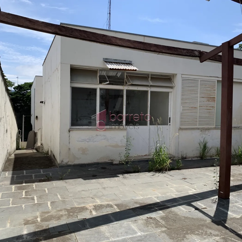 CASA COMERCIAL PARA LOCAÇÃO NO BAIRRO CHÁCARA URBANA EM JUNDIAÍ/SP