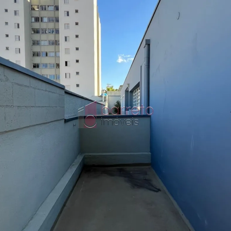 SOBRADO COMERCIAL PARA LOCAÇÃO NO JARDIM MESSINA – JUNDIAÍ/SP