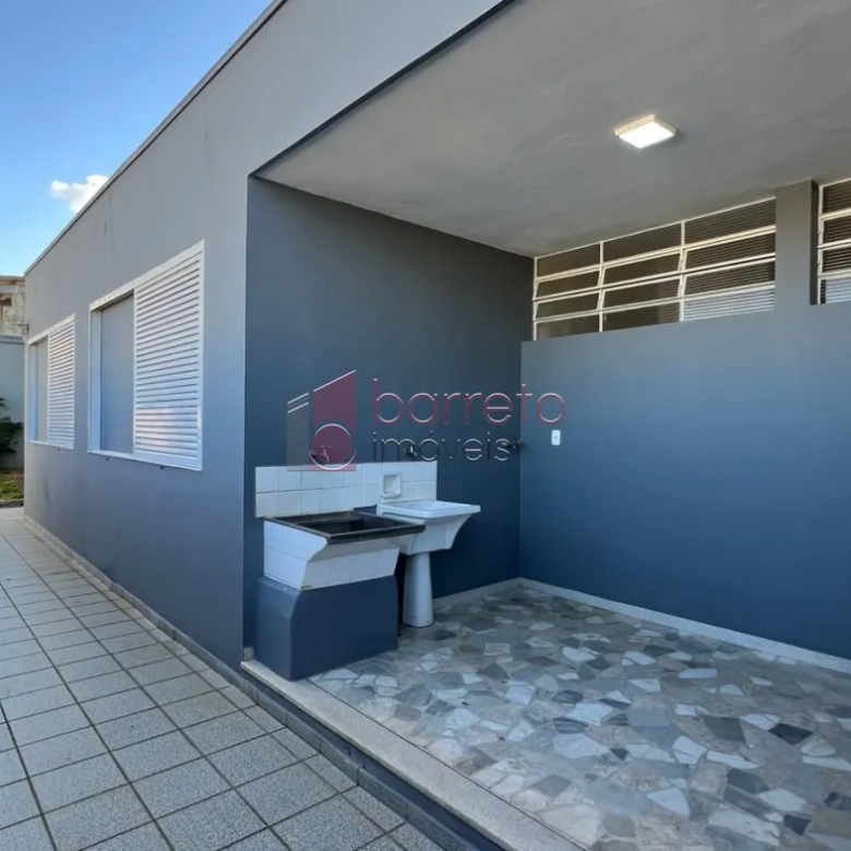 SOBRADO COMERCIAL PARA LOCAÇÃO NO JARDIM MESSINA – JUNDIAÍ/SP