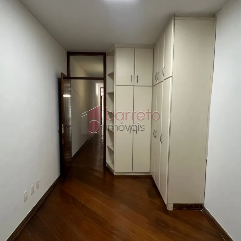 SOBRADO COMERCIAL PARA LOCAÇÃO NO JARDIM MESSINA – JUNDIAÍ/SP