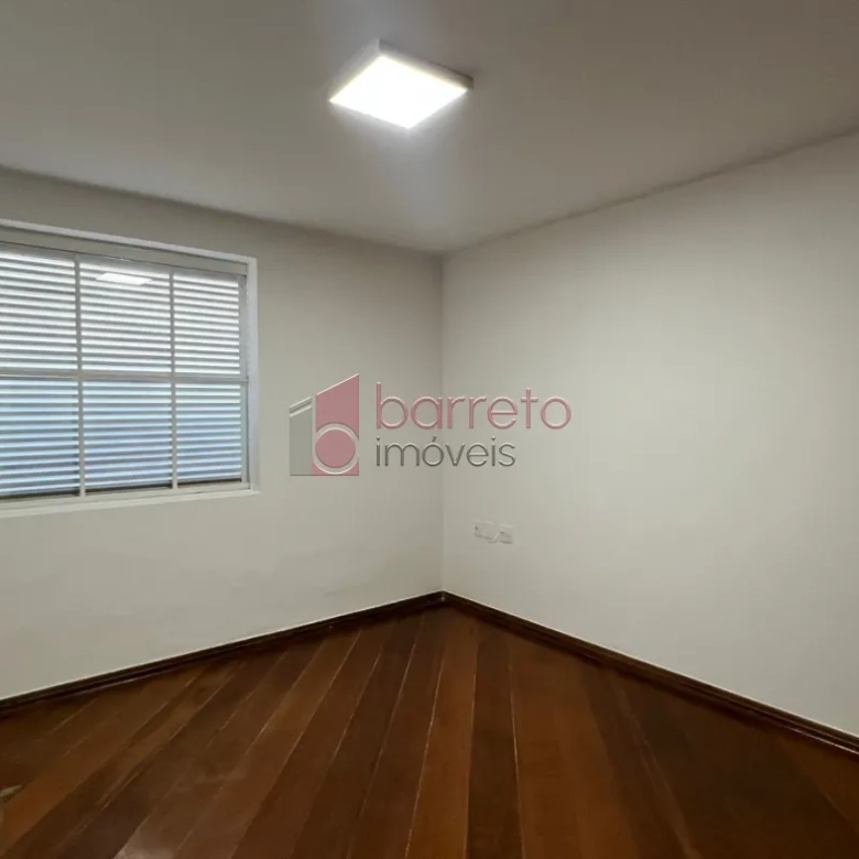 SOBRADO COMERCIAL PARA LOCAÇÃO NO JARDIM MESSINA – JUNDIAÍ/SP