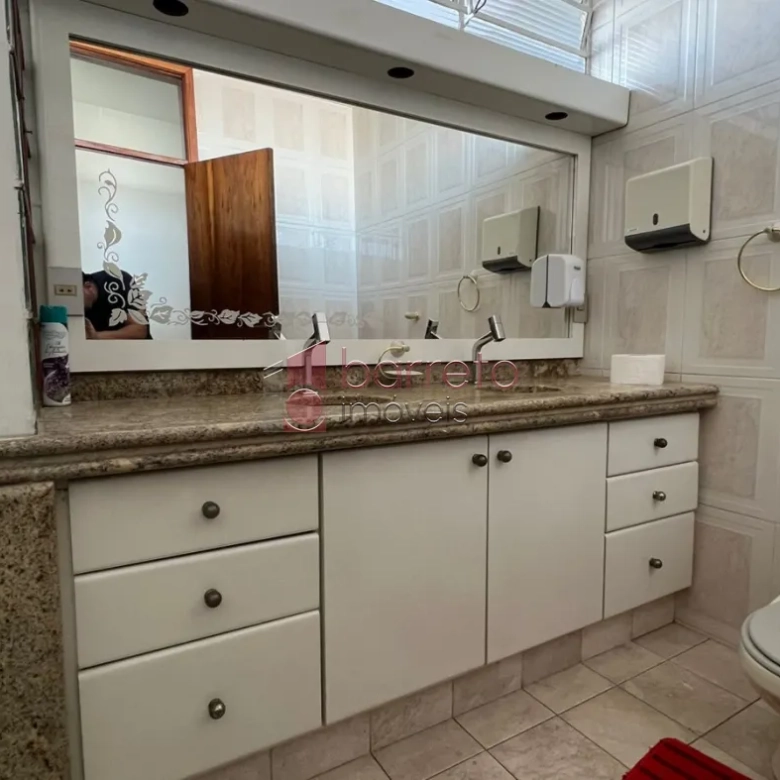 SOBRADO COMERCIAL PARA LOCAÇÃO NO JARDIM MESSINA – JUNDIAÍ/SP
