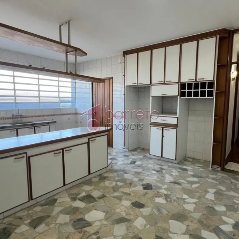 SOBRADO COMERCIAL PARA LOCAÇÃO NO JARDIM MESSINA – JUNDIAÍ/SP