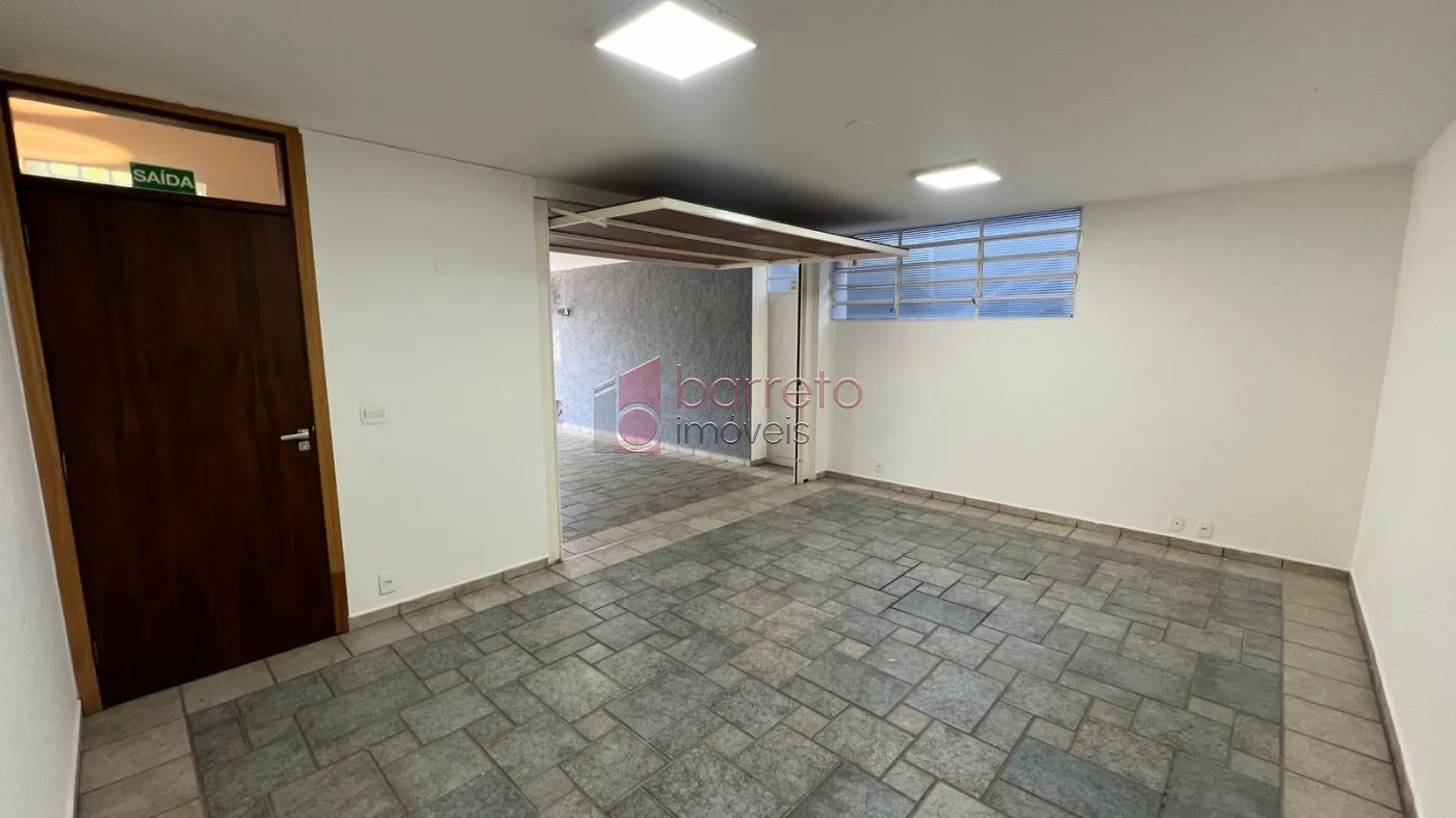SOBRADO COMERCIAL PARA LOCAÇÃO NO JARDIM MESSINA – JUNDIAÍ/SP
