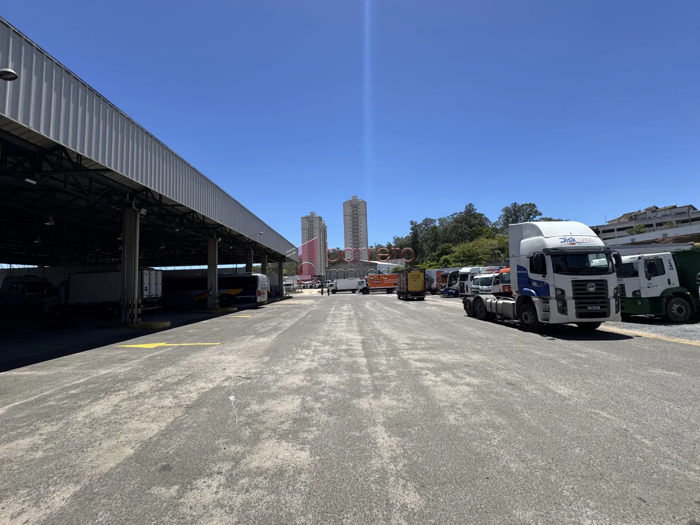 GALPÃO COMERCIAL PARA LOCAÇÃO OU VENDA NO BAIRRO ENGORDADOURO – JUNDIAÍ/SP