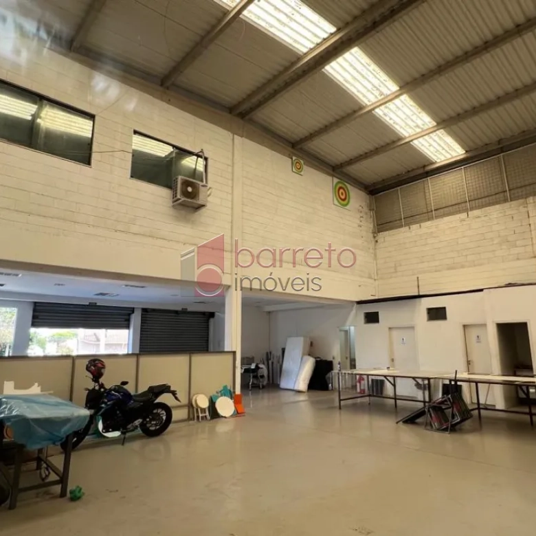 GALPÃO COMERCIAL PARA VENDA E LOCAÇÃO NA PONTE SÃO JOÃO – JUNDIAÍ/SP