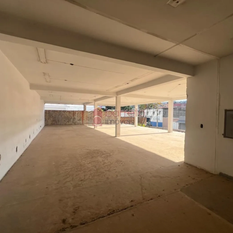 GALPÃO COMERCIAL PARA LOCAÇÃO LOCALIZADO NO BAIRRO VILA RAMI, JUNDIAÍ
