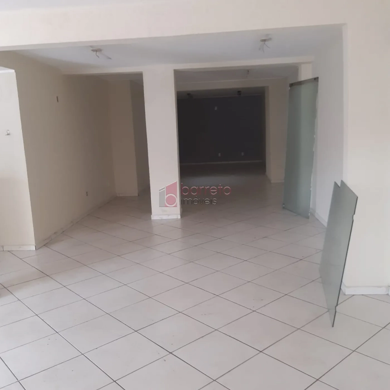 PRÉDIO COMERCIAL PARA VENDA E LOCAÇÃO NO BAIRRO VIANELO EM JUNDIAÍ/SP