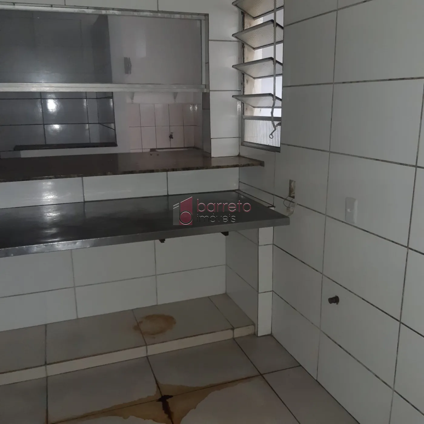 PRÉDIO COMERCIAL PARA VENDA E LOCAÇÃO NO BAIRRO VIANELO EM JUNDIAÍ/SP