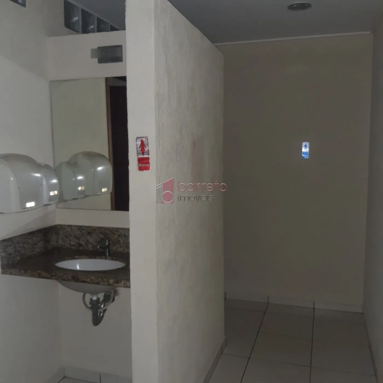 PRÉDIO COMERCIAL PARA VENDA E LOCAÇÃO NO BAIRRO VIANELO EM JUNDIAÍ/SP