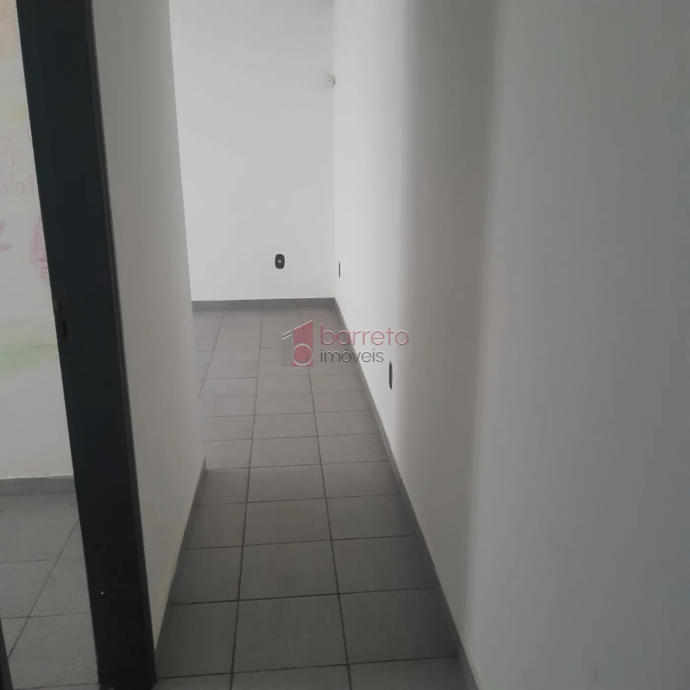 PRÉDIO COMERCIAL PARA VENDA E LOCAÇÃO NO BAIRRO VIANELO EM JUNDIAÍ/SP