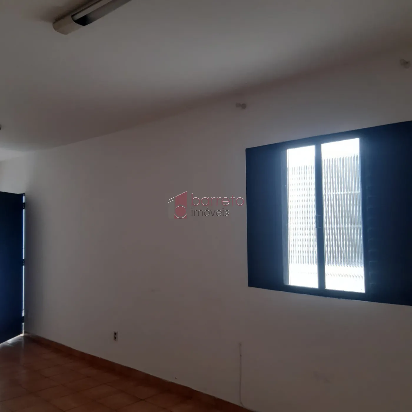 PRÉDIO COMERCIAL PARA VENDA E LOCAÇÃO NO BAIRRO VIANELO EM JUNDIAÍ/SP