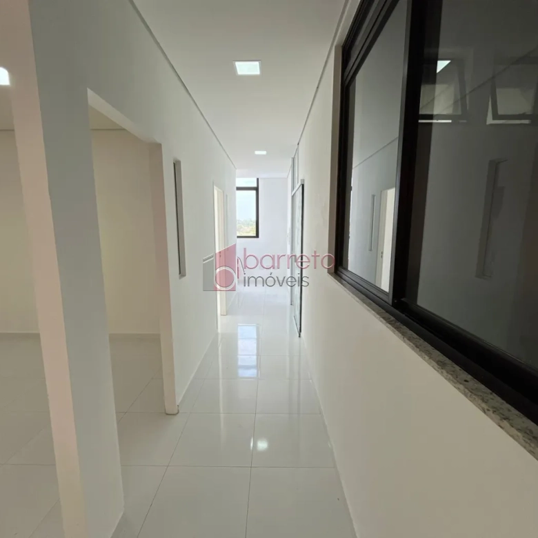 SALA COMERCIAL PARA LOCAÇÃO E VENDA NO PARQUE RESIDENCIAL ELOY CHAVES – JUNDIAÍ/SP