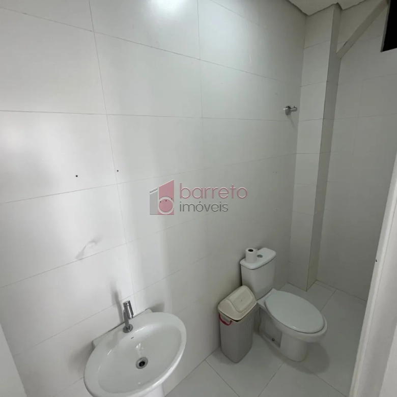 SALA COMERCIAL PARA LOCAÇÃO E VENDA NO PARQUE RESIDENCIAL ELOY CHAVES – JUNDIAÍ/SP