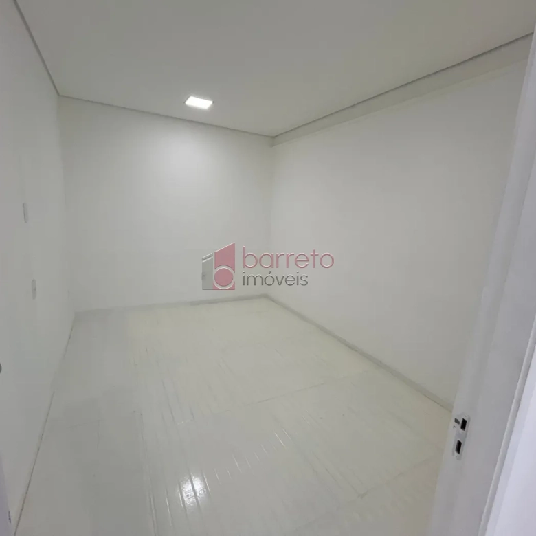 SALA COMERCIAL PARA LOCAÇÃO E VENDA NO PARQUE RESIDENCIAL ELOY CHAVES – JUNDIAÍ/SP
