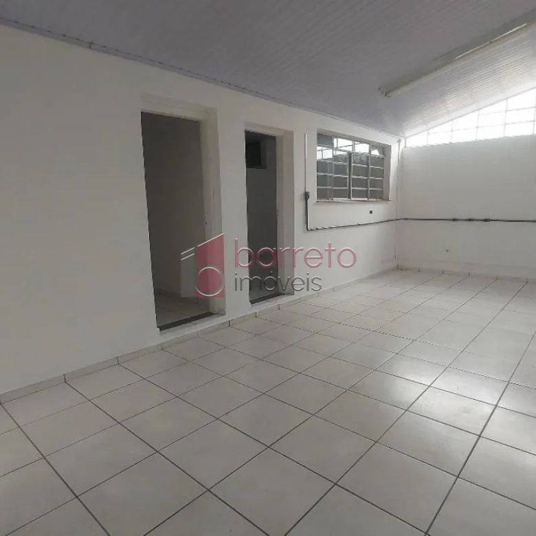CASA COMERCIAL PARA LOCAÇÃO NA VILA RAMI – JUNDIAÍ/SP