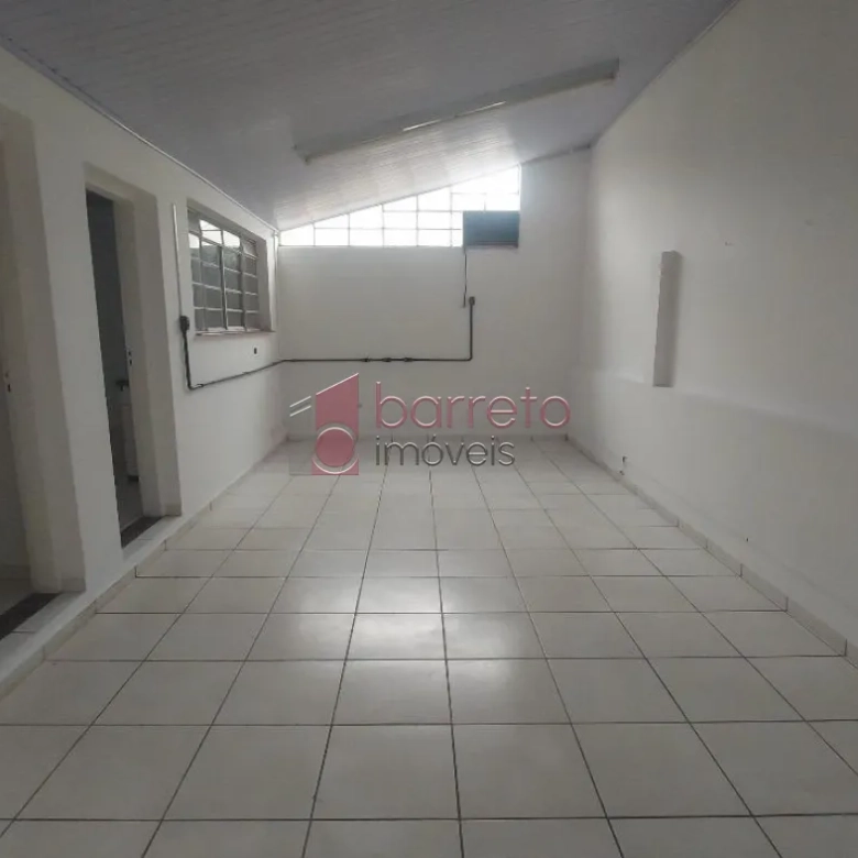 CASA COMERCIAL PARA LOCAÇÃO NA VILA RAMI – JUNDIAÍ/SP