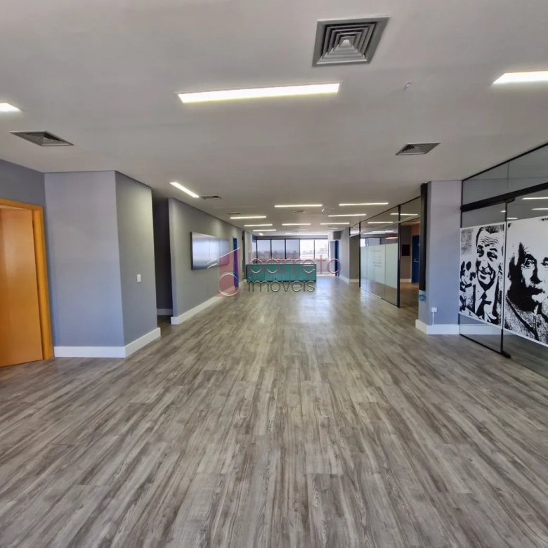 SALA COMERCIAL À  VENDA NO EDIFÍCIO PARQUE DA UVA NO ANHANGABAÚ – JUNDIAÍ/SP
