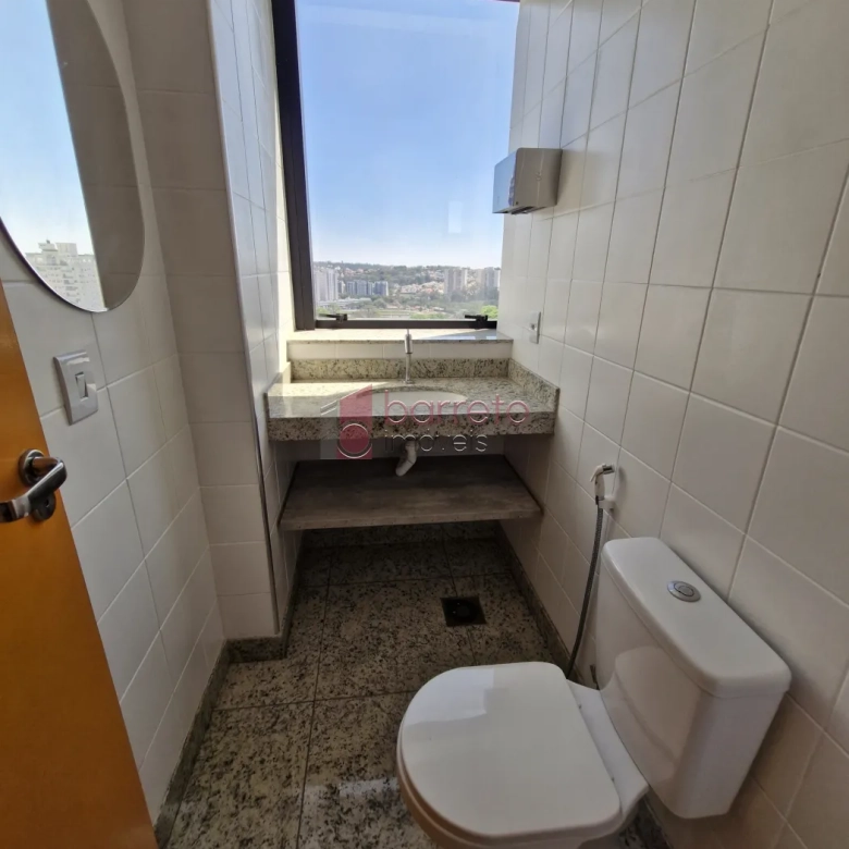 SALA COMERCIAL À  VENDA NO EDIFÍCIO PARQUE DA UVA NO ANHANGABAÚ – JUNDIAÍ/SP