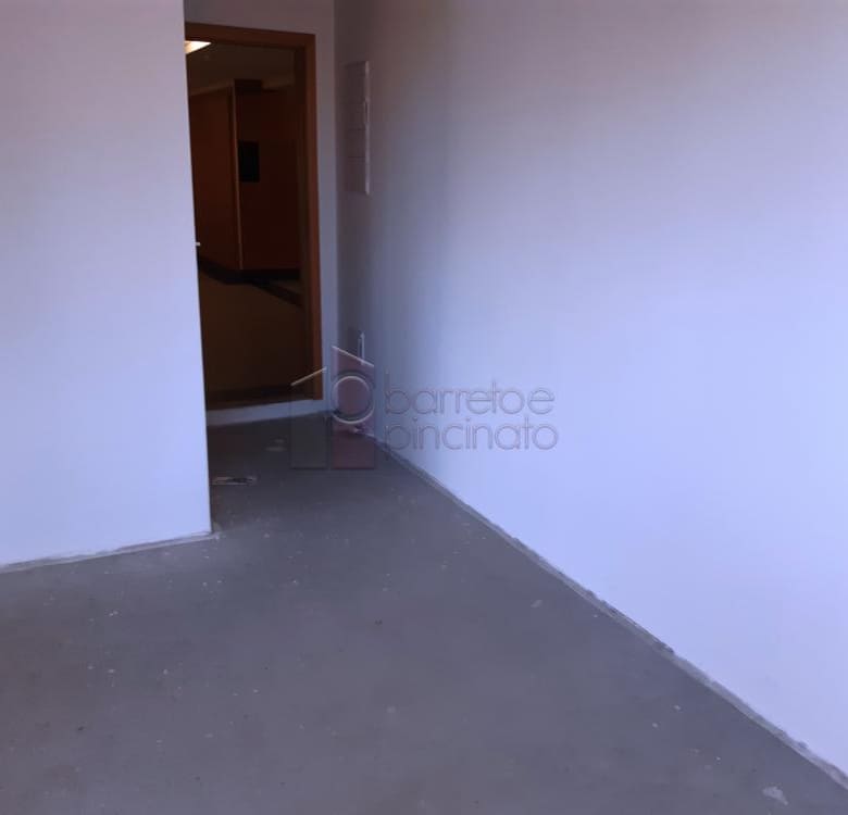 SALA COMERCIAL PARA VENDA NO EDIFÍCIO UFFIZI – JUNDIAÍ/SP