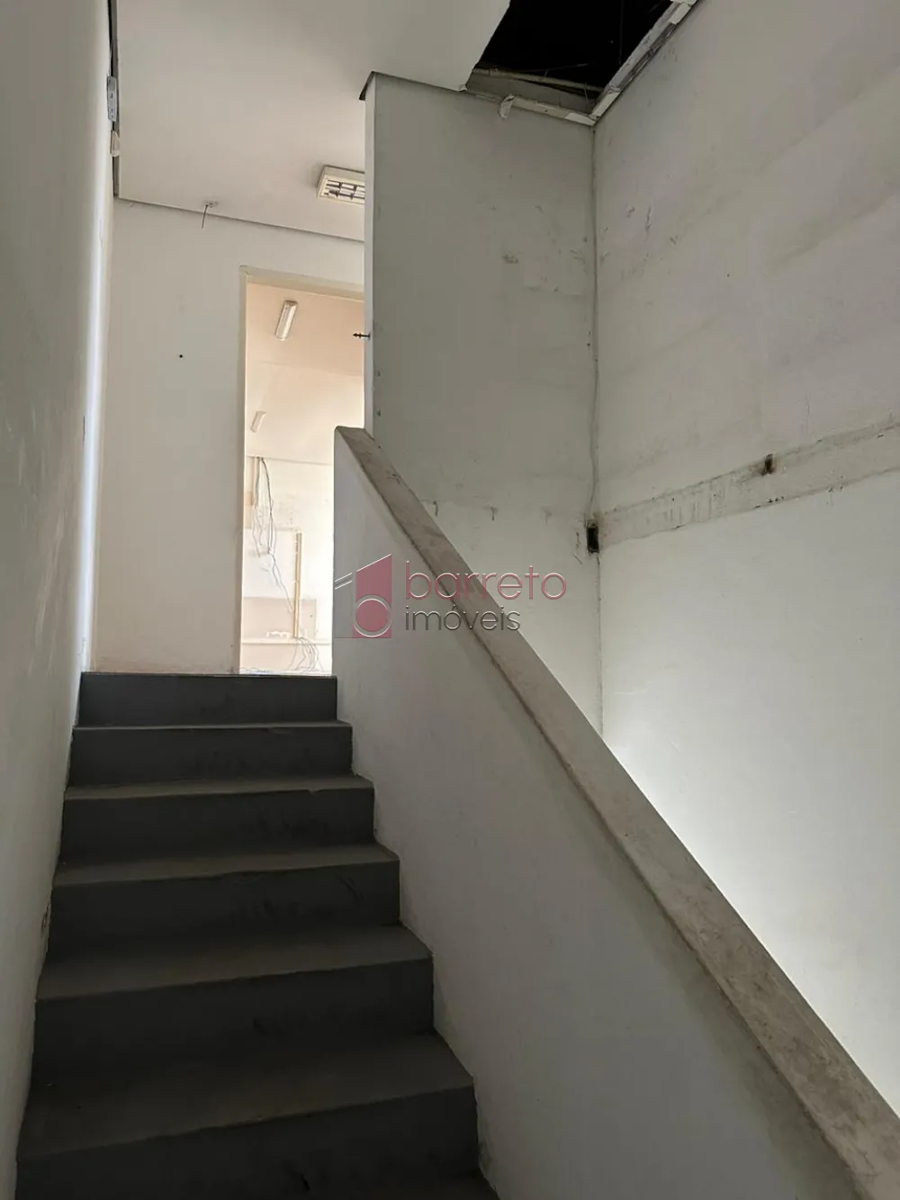 Comercial Salão sem cond em Jundiaí
