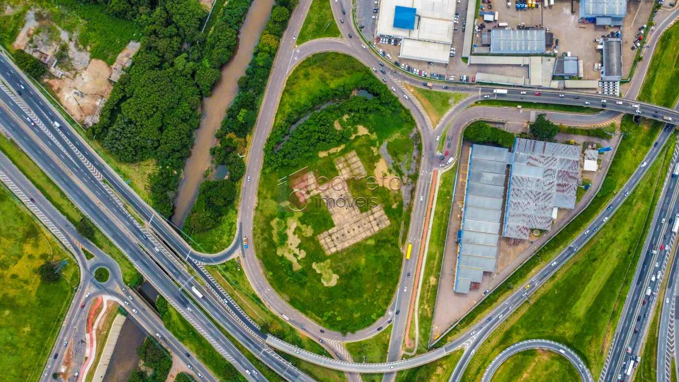 ÁREA COMERCIAL À VENDA EM JUNDIAÍ/SP