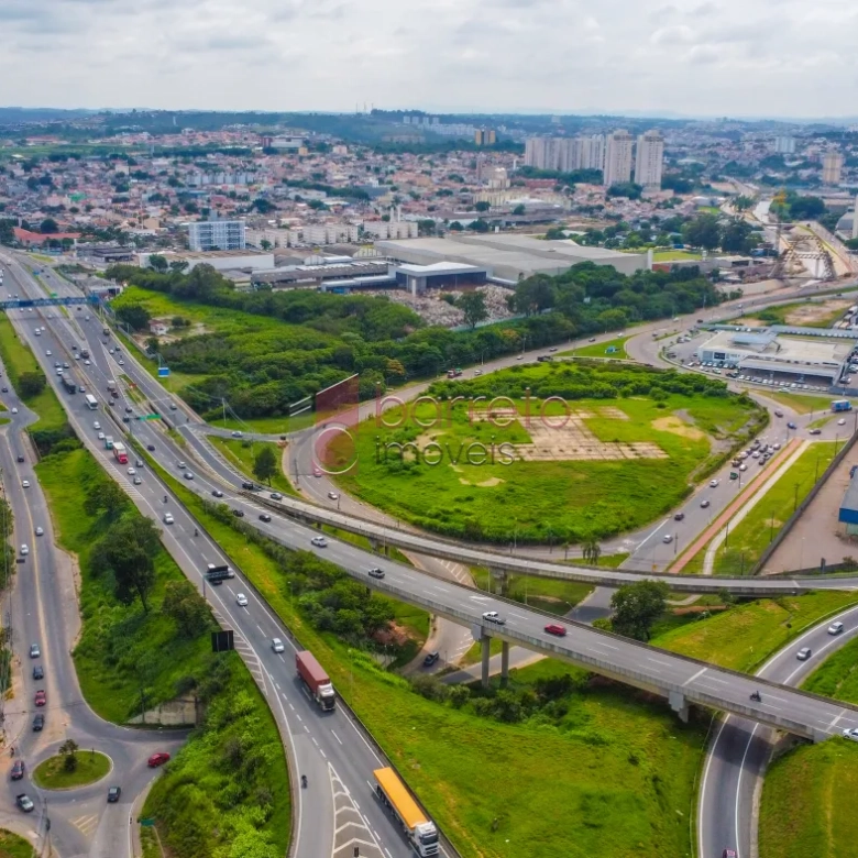 ÁREA COMERCIAL À VENDA EM JUNDIAÍ/SP
