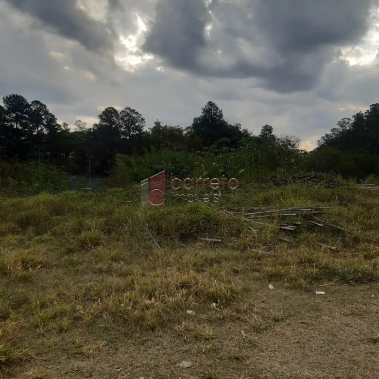 TERRENO À VENDA NO PARQUE CENTENÁRIO, DIVISA COM O HORTO FLORESTAL EM JUNDIAÍ/SP
