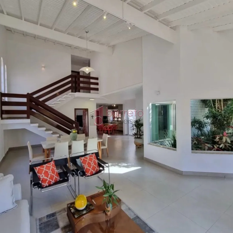 CASA À VENDA NO CONDOMÍNIO VILLAGGIO CAPRICCIO – LOUVEIRA/SP