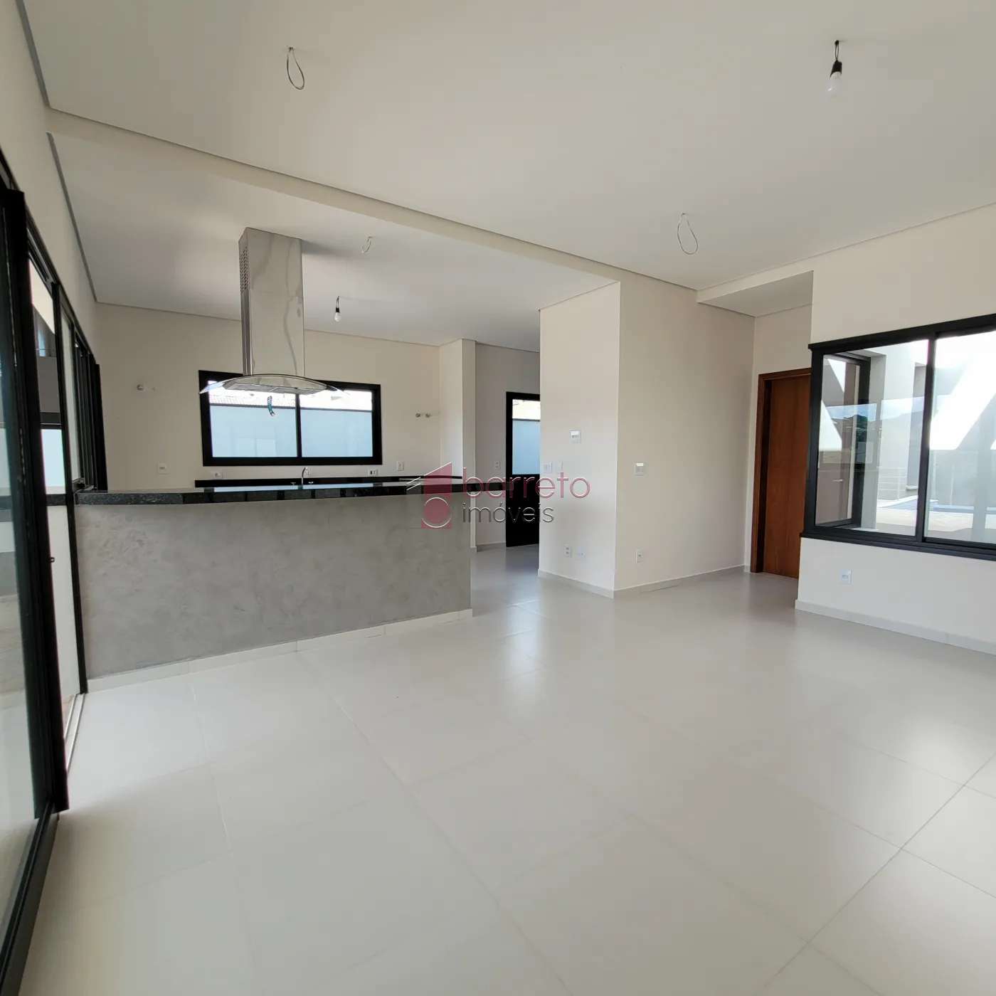 CASA PARA VENDA NO CONDOMÍNIO RESERVA SANTA ISABEL I – LOUVEIRA/SP